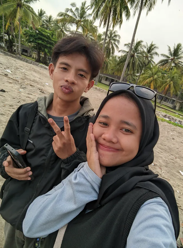 Kebersamaan Tami dan Gusni